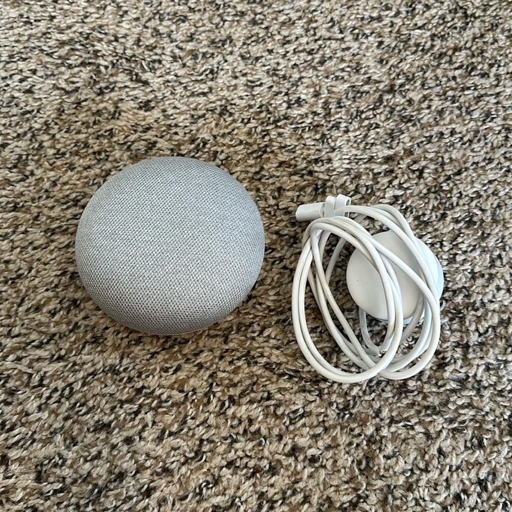 Google Hub Smart Speaker